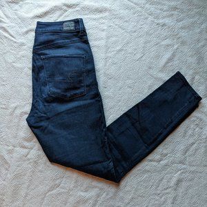 American Eagle Super Sky High Jegging in Midnight Blue